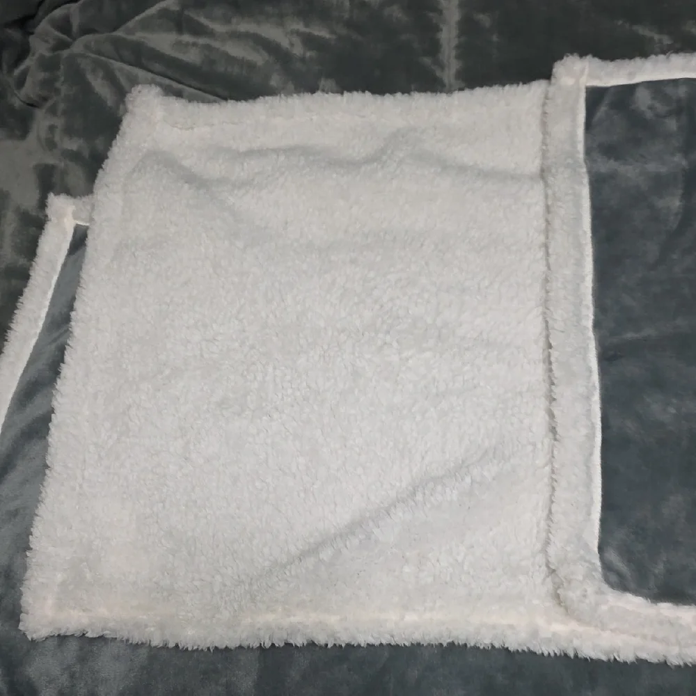 UGG Gray and Cream Sherpa Pillow Shams - Picture 3 of 3